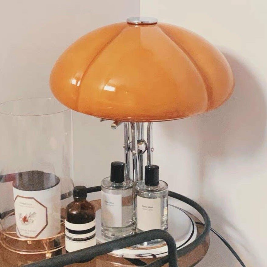 Pilvano Table Lamp