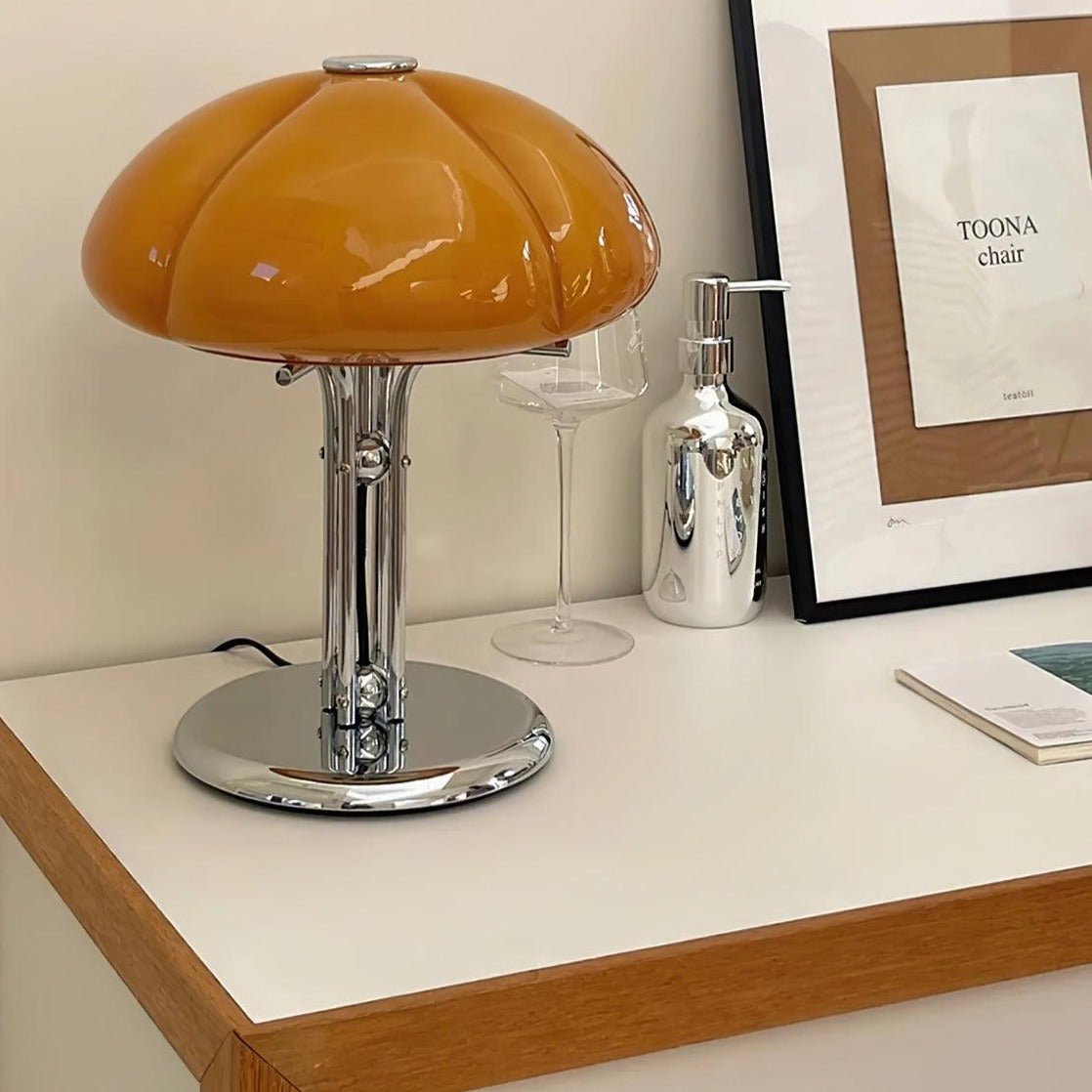 Pilvano Table Lamp