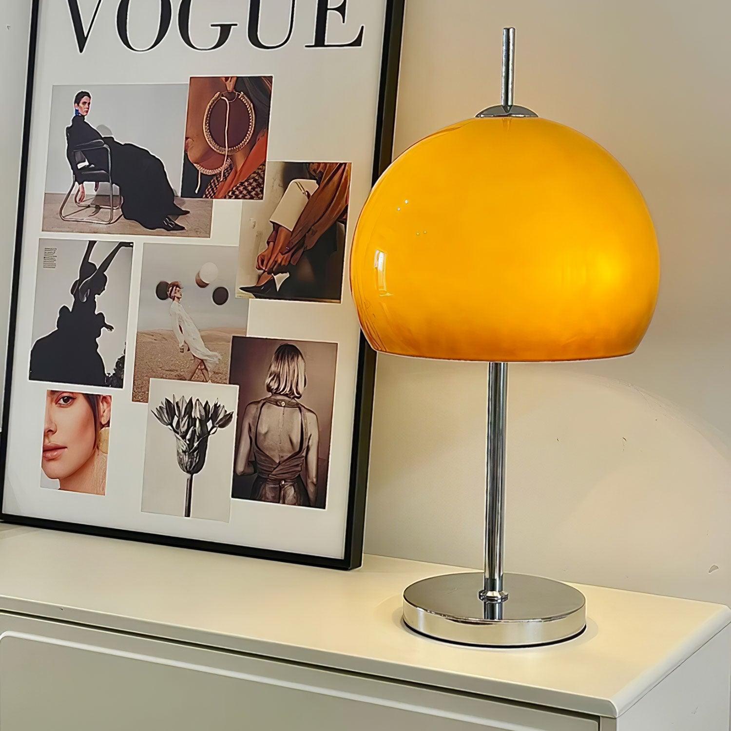 Pilvano Table Lamp