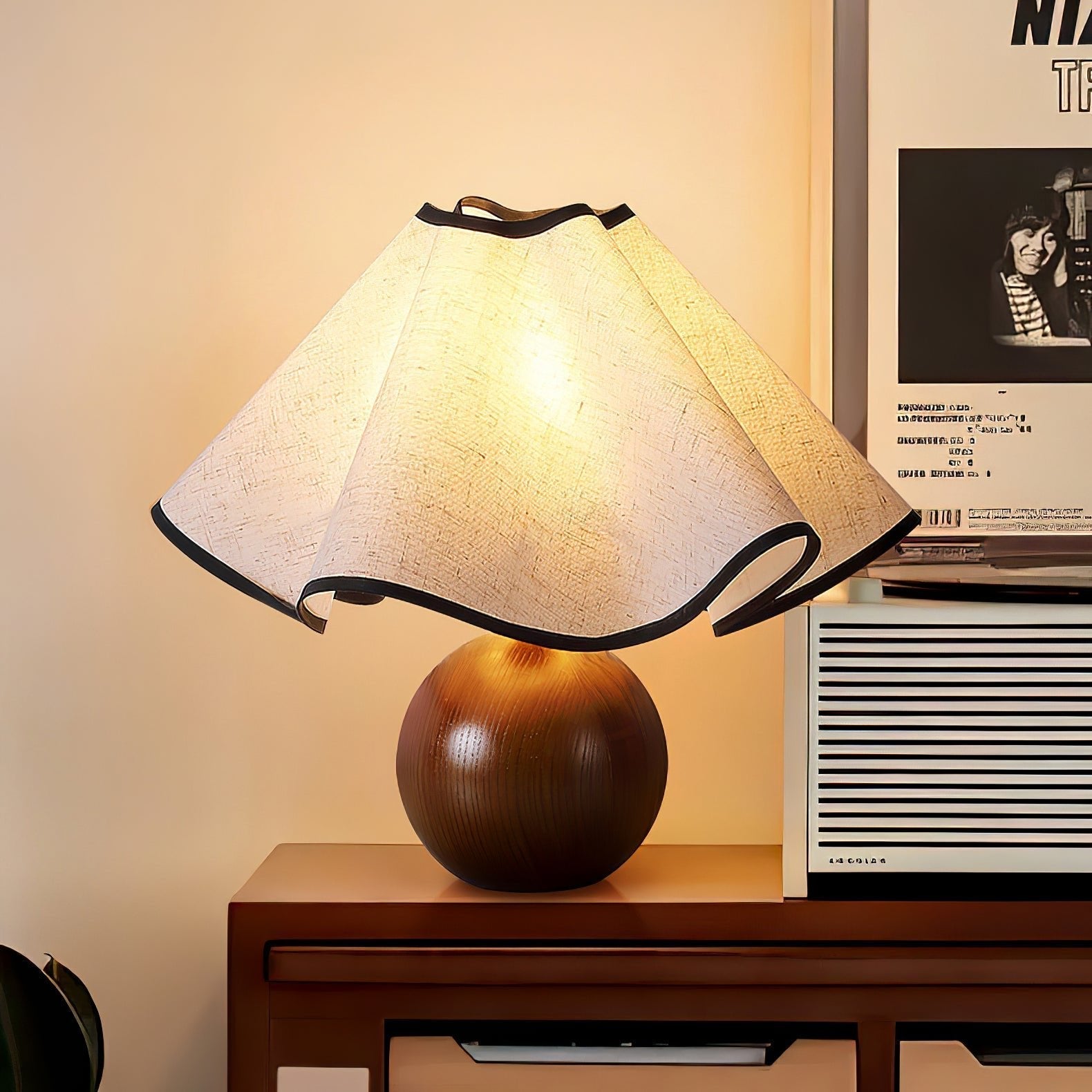 Solivaro Wave Table Lamp