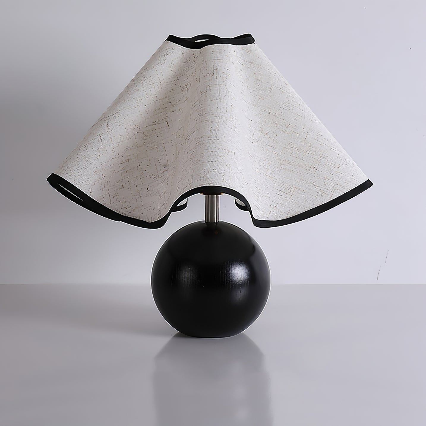 Solivaro Wave Table Lamp