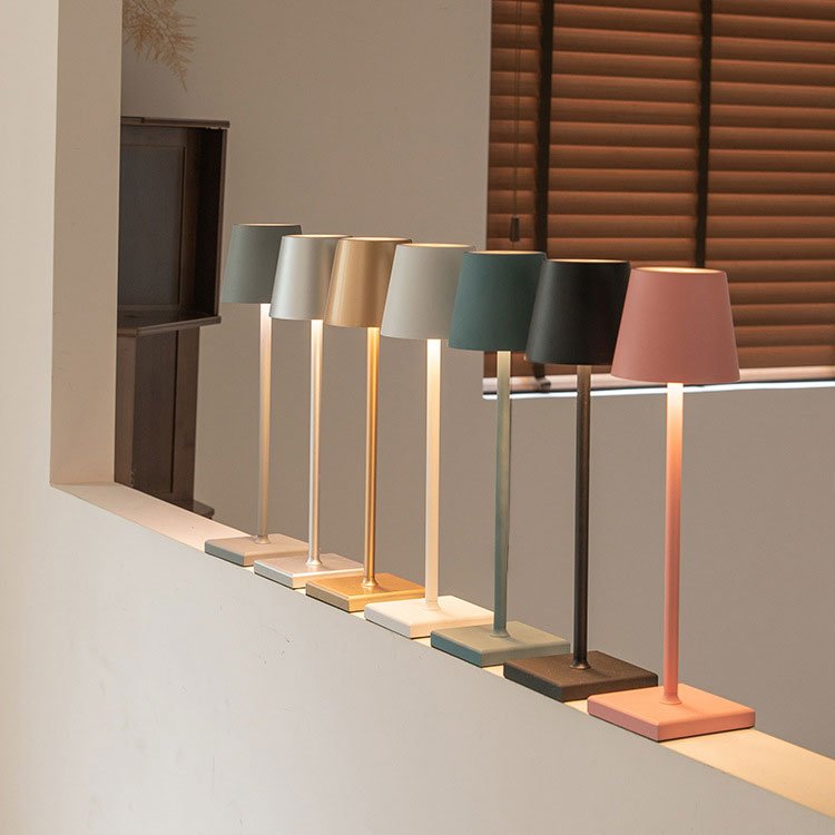 Toralin Touch Table Lamp